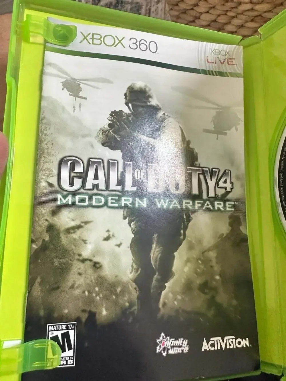 Call of Duty 4: Modern Warfare (Game of the Year Edition) Xbox 360